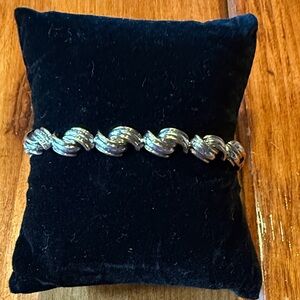 Sterling Silver Twisted Link Bracelet - Silver